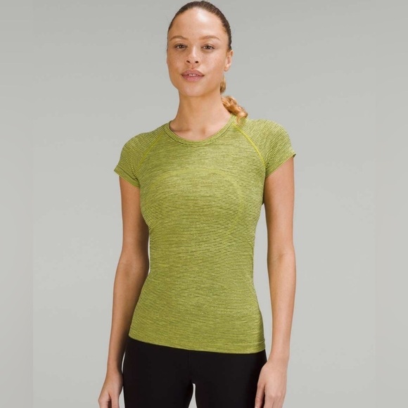 Lululemon | Swiftly Tech Short Sleeve, Wee are from Space Sonic Yellow 4 - Picture 10 of 10